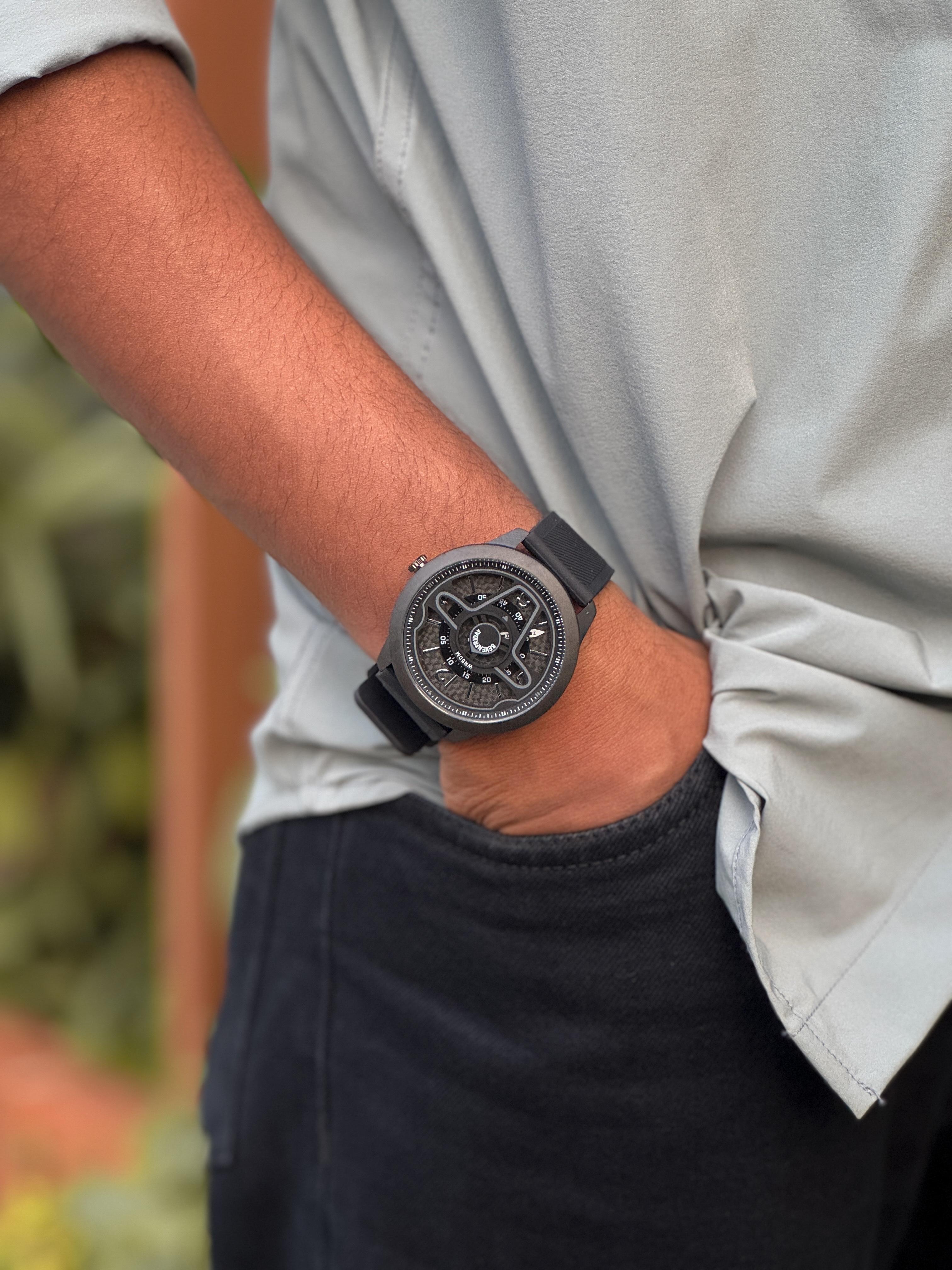 Seven friday mens wrist watch